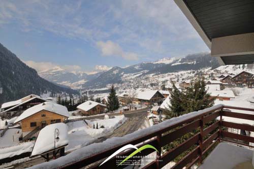 09-Vue-du-balcon-Studio-Chatel-hiver.jpg