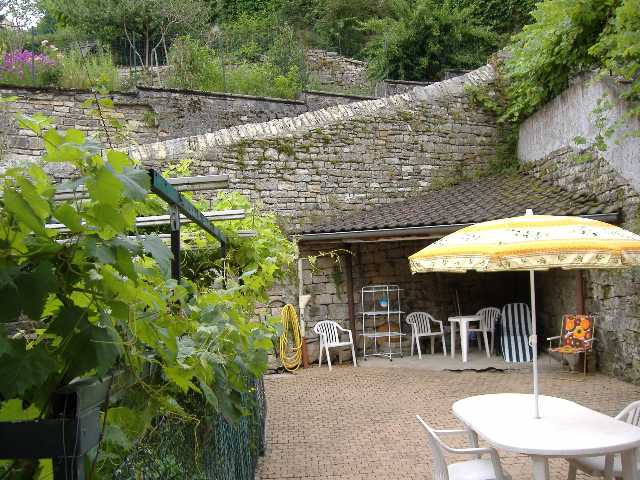 Appartement-du-jardin-terrasse.jpg