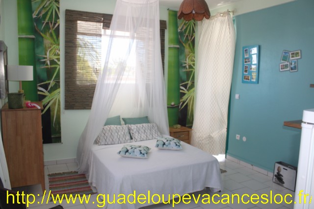 Chambre-studio-Guadeloupe.JPG