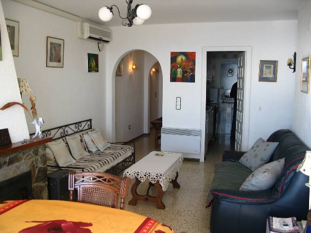 ROSAS-APPARTEMENT-010.jpg