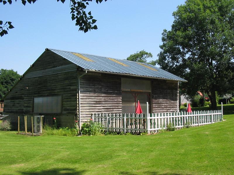 la-grange-avec-la-piscine.jpg