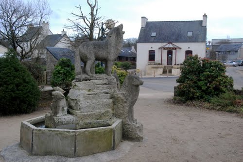 mairie-loups.jpg